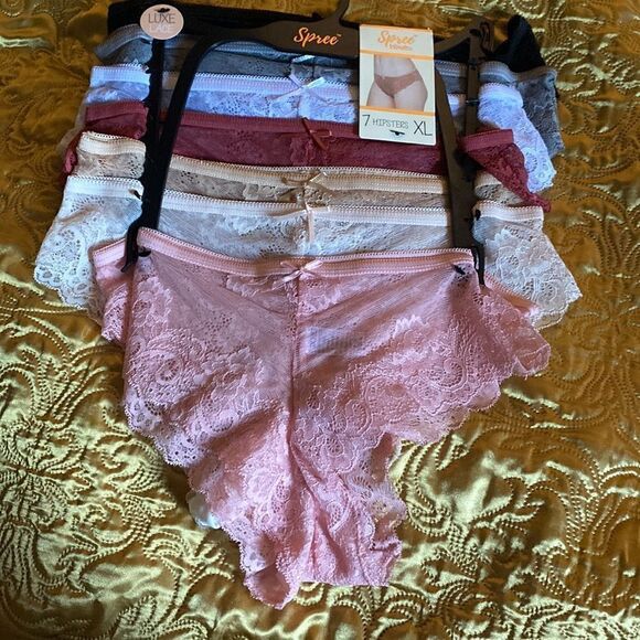 7 Pack Lace Hipsters - Picture 3 of 9